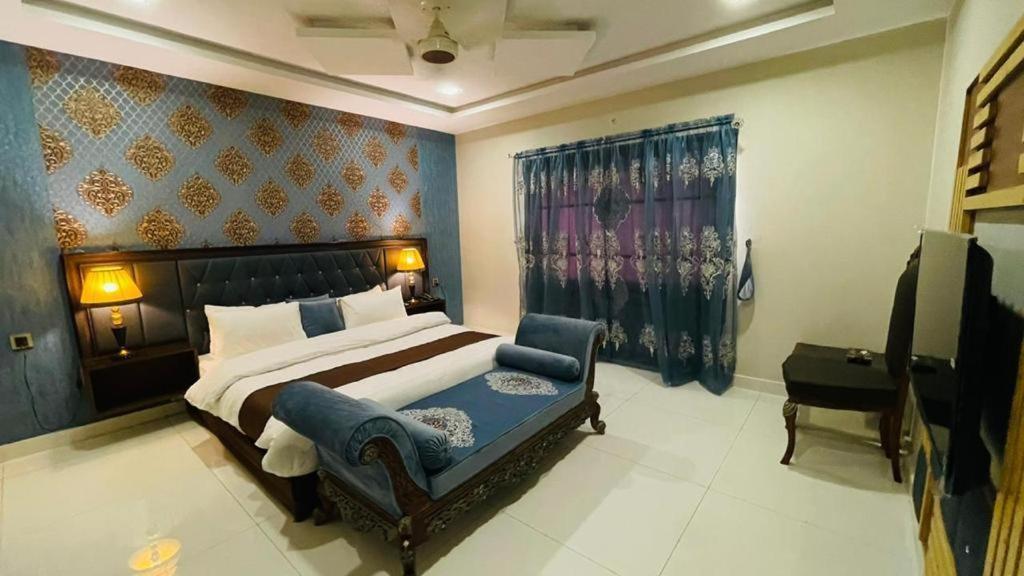 Golden Sand Hotel Rahim Yar Khan Exteriör bild